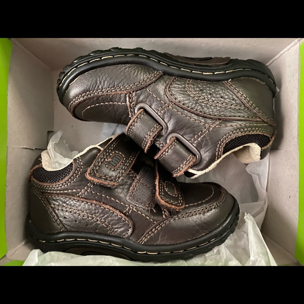 Stride Rite Walking Shoes